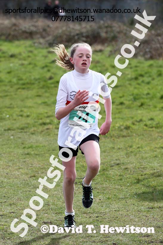 Under-13 girls NEHL Wrekenton, Gateshead. 2014 NEH, Wrekenton. Photo: David T. Hewitson/Sports for All Pics